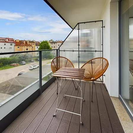 Browar Gdanski One Bedroom With Free Parking By Renters Aparthotel *