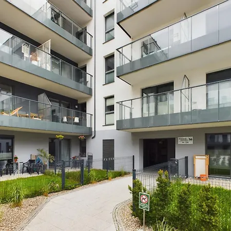 Browar Gdanski One Bedroom With Free Parking By Renters Gdansk